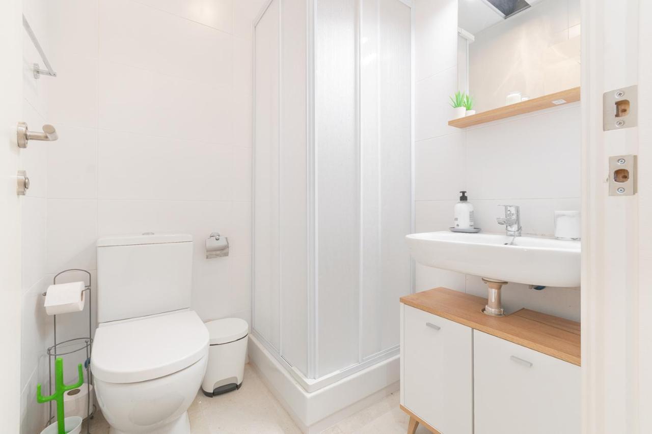 Nice City Center Apartment Vilanova i la Geltru Bagian luar foto