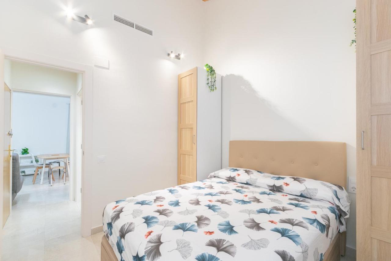 Nice City Center Apartment Vilanova i la Geltru Bagian luar foto
