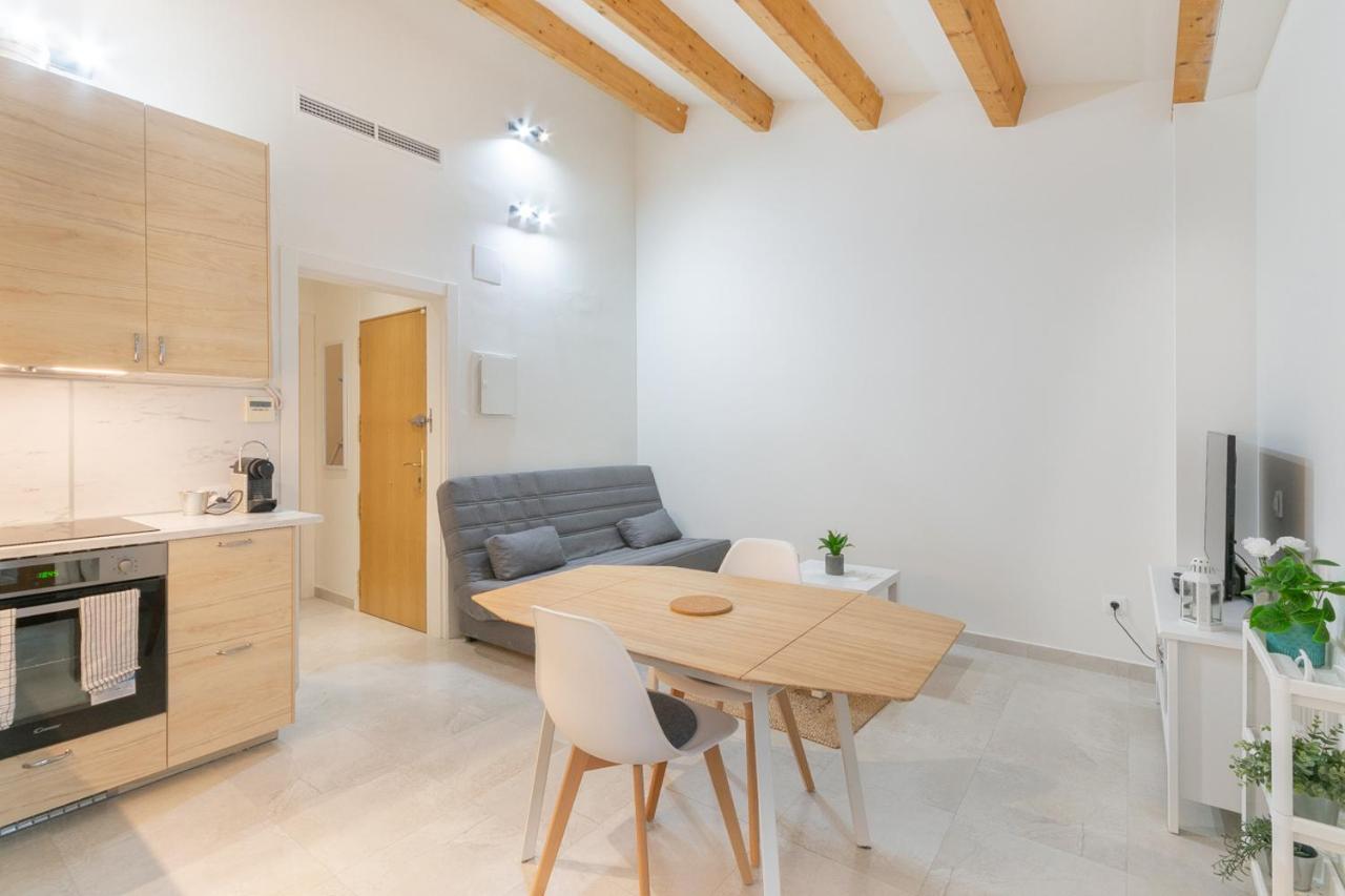 Nice City Center Apartment Vilanova i la Geltru Bagian luar foto